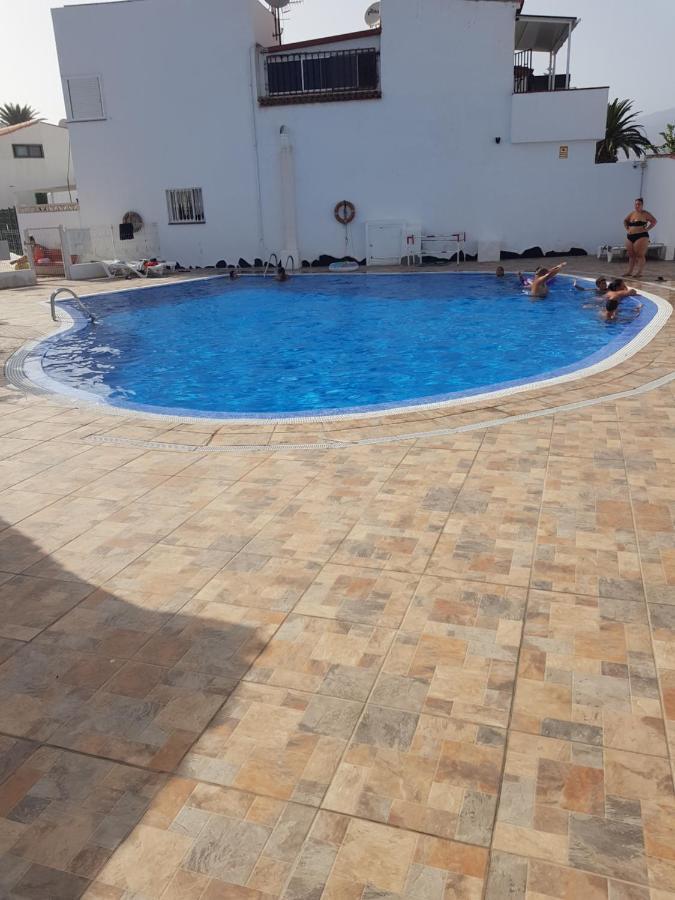 Apartamento Junto A La Piscina Arona  Eksteriør bilde